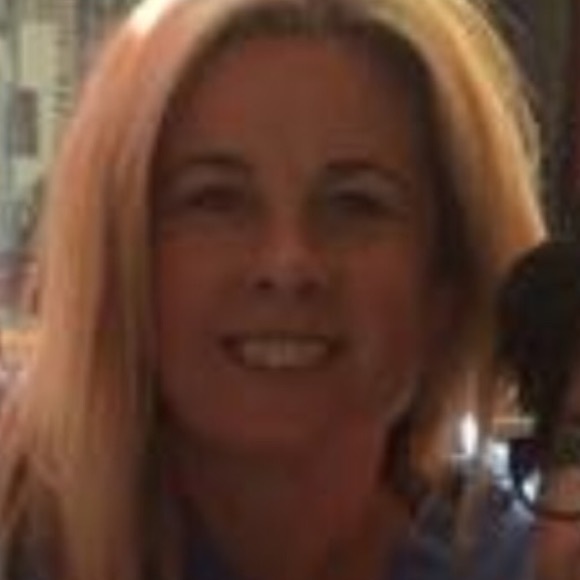 Meet your Posher, Maureen - Picture 1 of 1